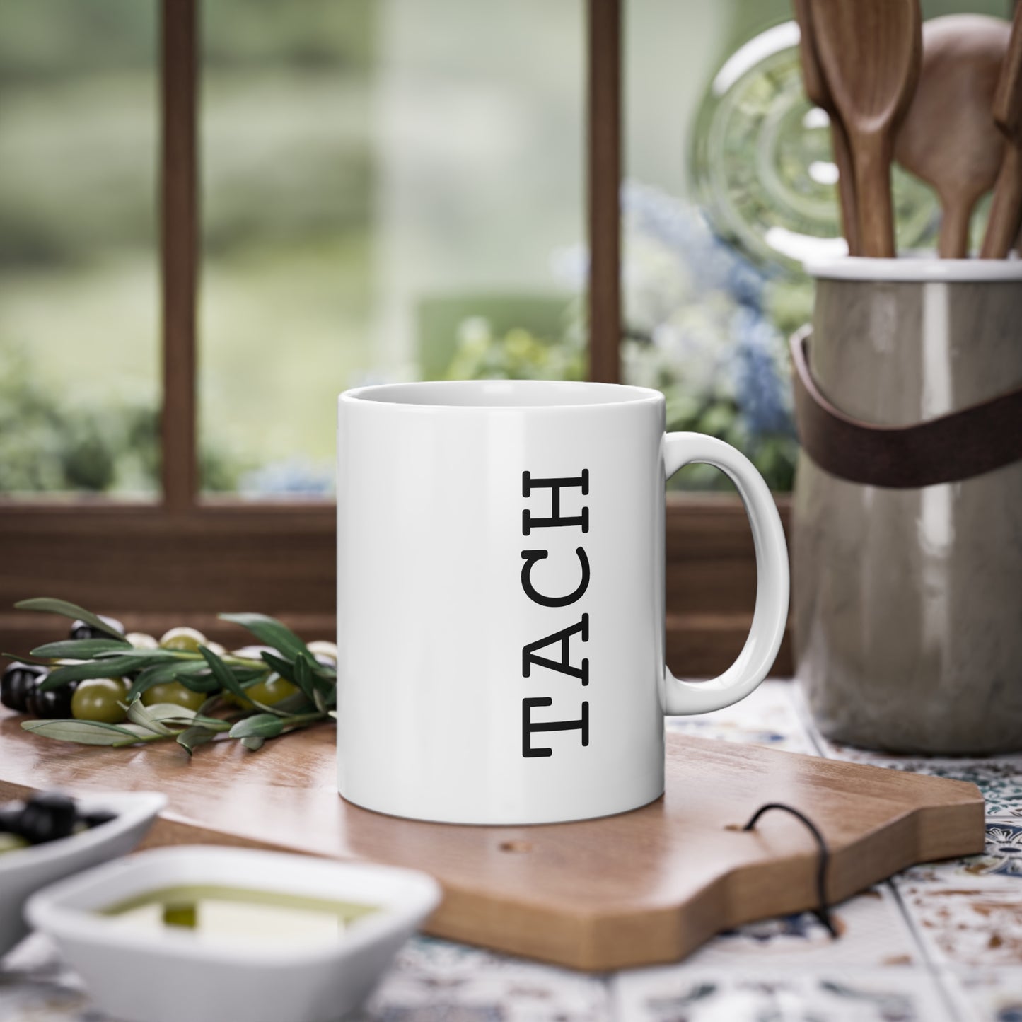 Weisse Design Tasse "Tach"