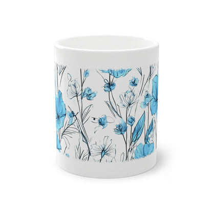 Weisse Tasse blaue Blumen