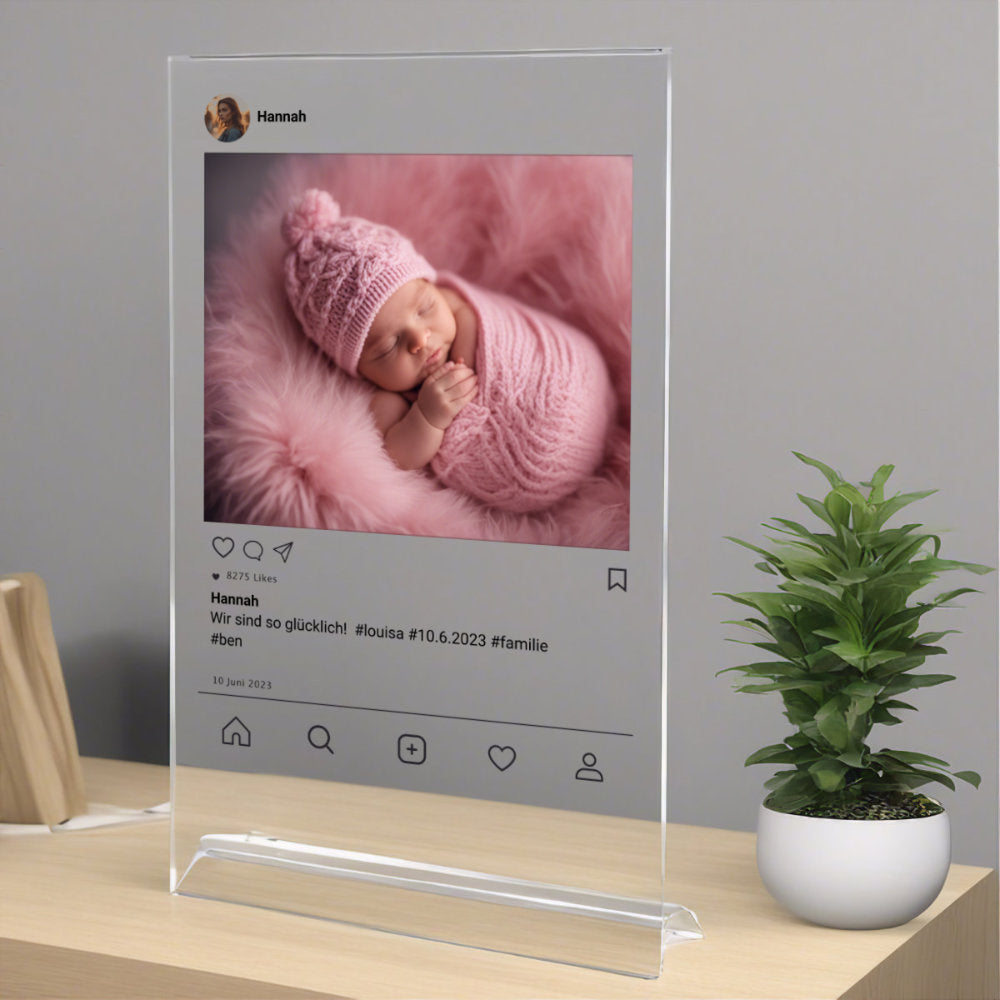 Social Media Post Acrylglas zur Geburt personalisierbar mit Foto & Text