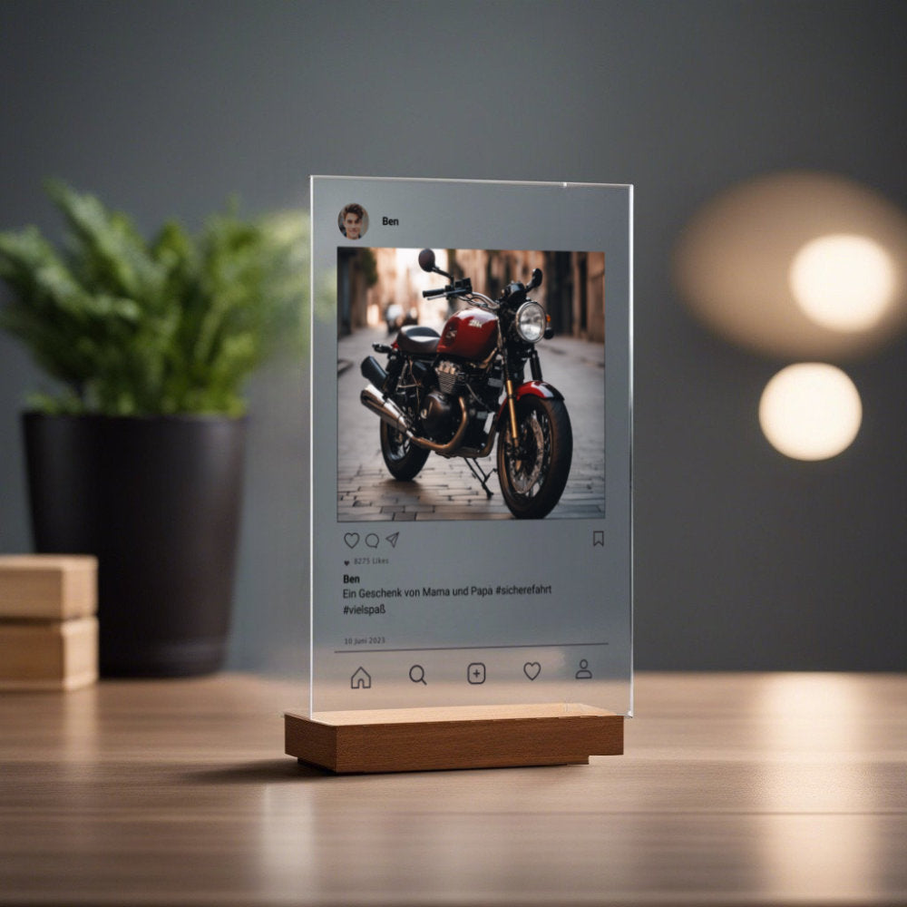 Social Media Post Acrylglas Motorrad  personalisierbar mit Foto & Text